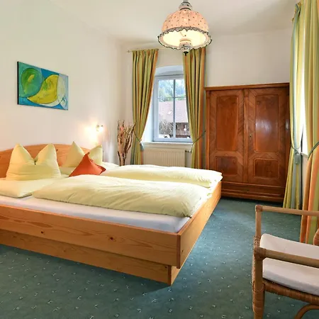 Pilsachhof Pensionat 3*